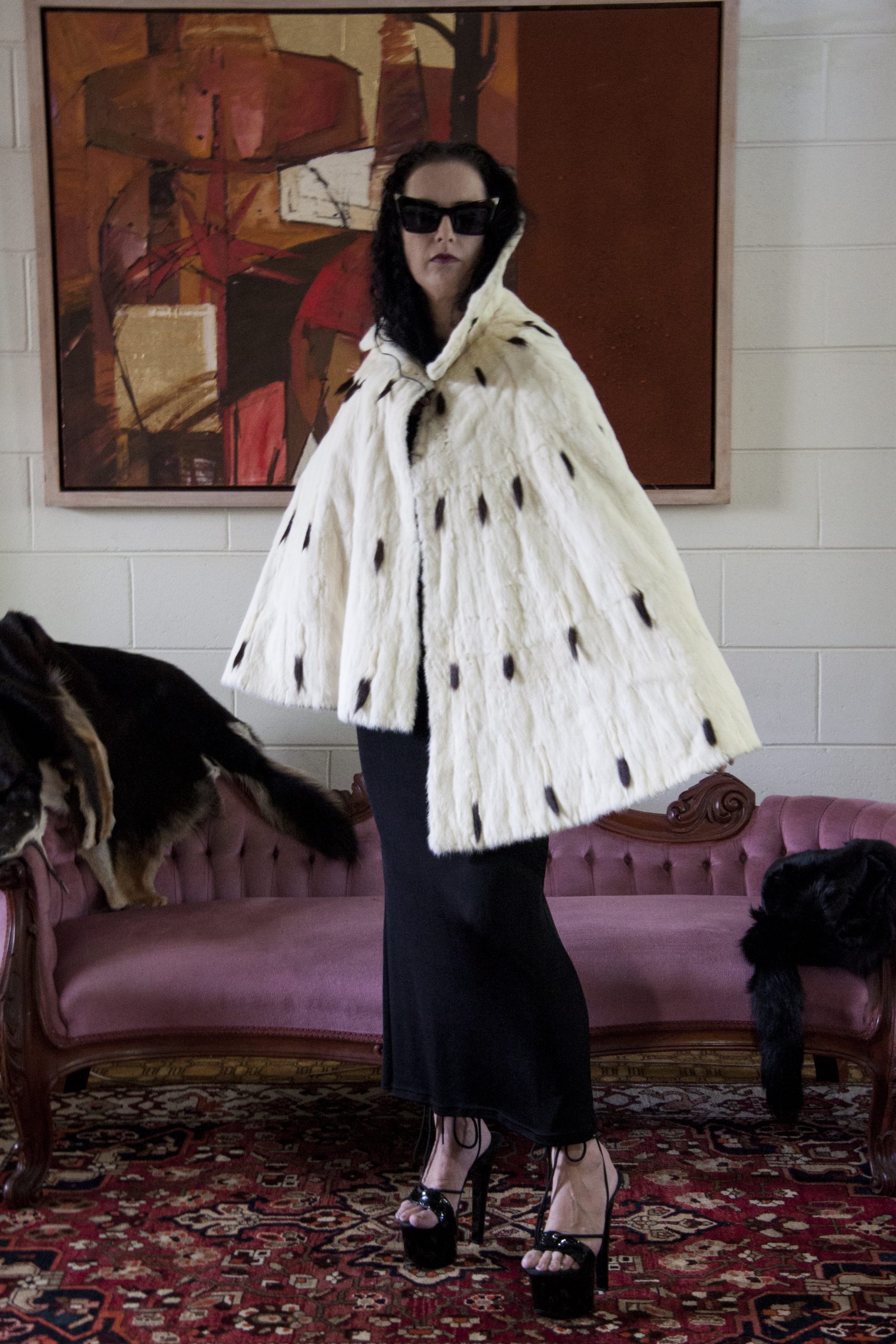 ROYAL CORONATION CAPE - Image 8